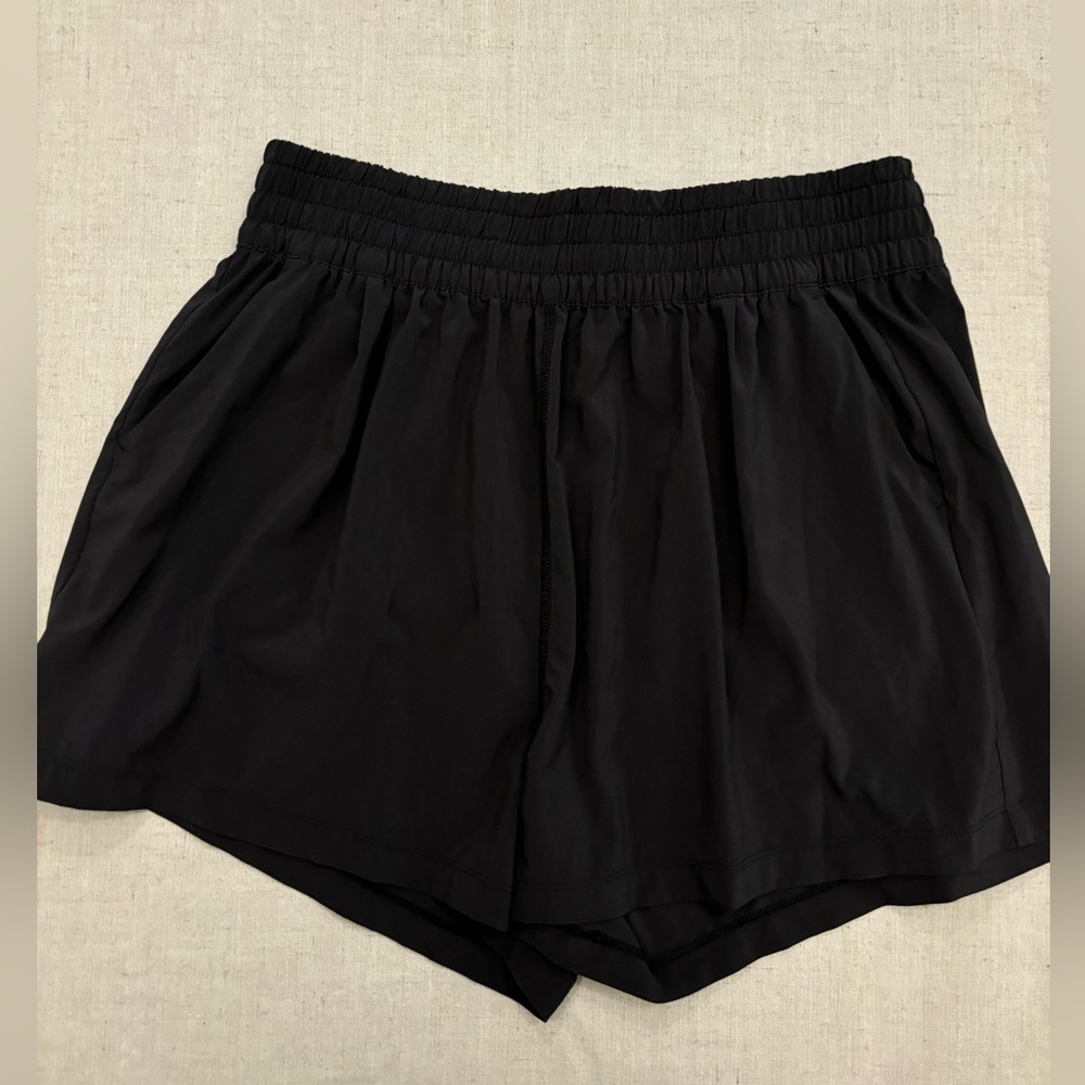 Women’s XL Vuori Villa Shorts